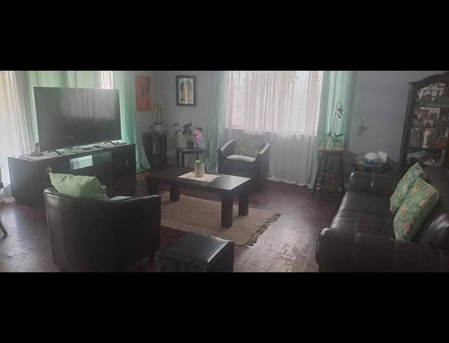 3 BEDROOM HOUSE FOR SALE IN SYDENHAM